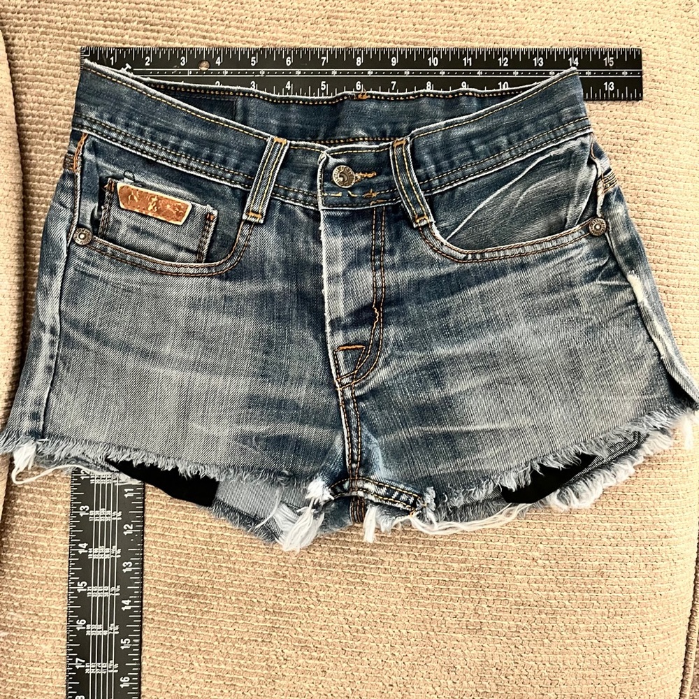 Y2K vintage denim frayed cut off jeans